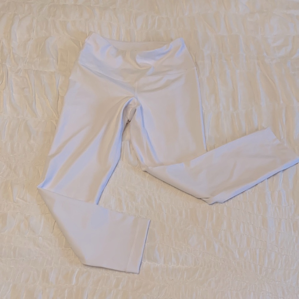 WHITE LEGGINGS 3/4 length